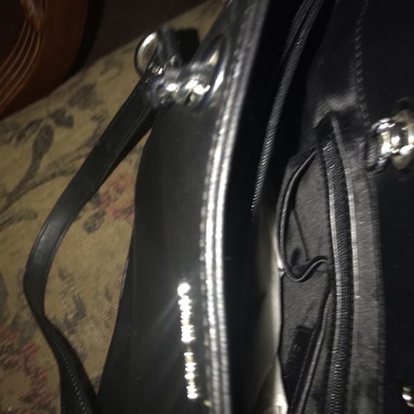 Handbag - Picture 4 of 4